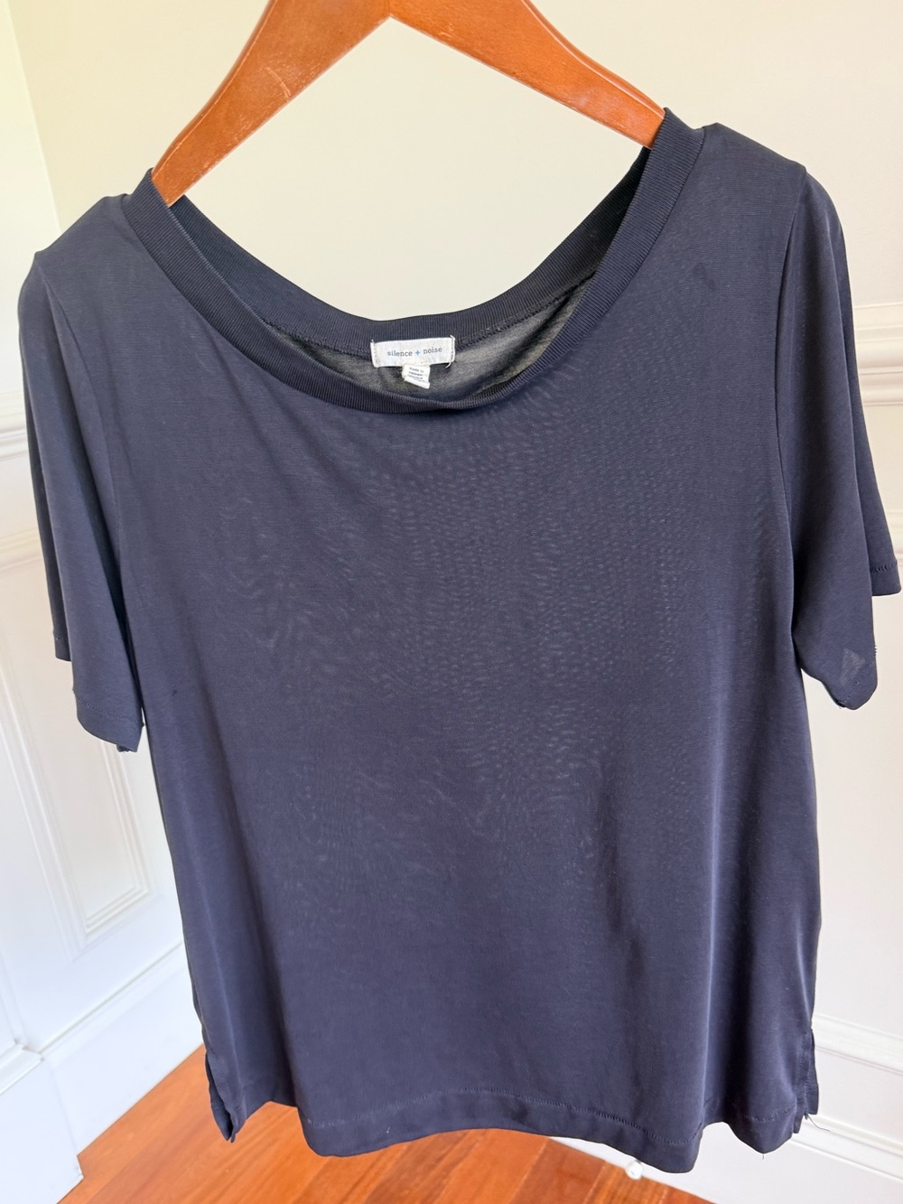 silence + noise Women Tee Shirt / Top Urban
Outfitter Dark Grey Size M
